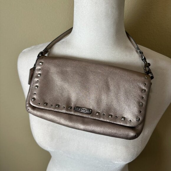RARE COACH Rose Gold Clutch Wristlet Small Purse Bag with Metal Studs Detail - Picture 2 of 11
